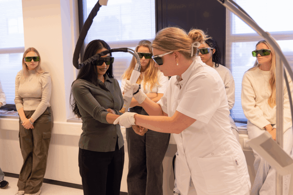 ADAP training Flitslamp & Laserontharing